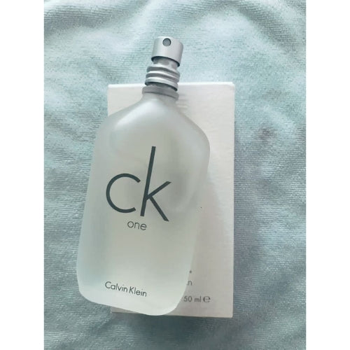 Calvin Klein CK One Eau de Toilette – Fresh Citrus Unisex Fragrance