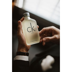 Calvin Klein CK One Eau de Toilette – Fresh Citrus Unisex Fragrance