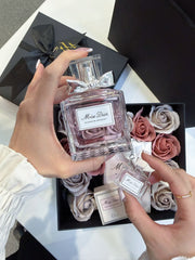 EXCLUSIVE MISS DIOR VALENTINE SET (WITH ENGRAVE)