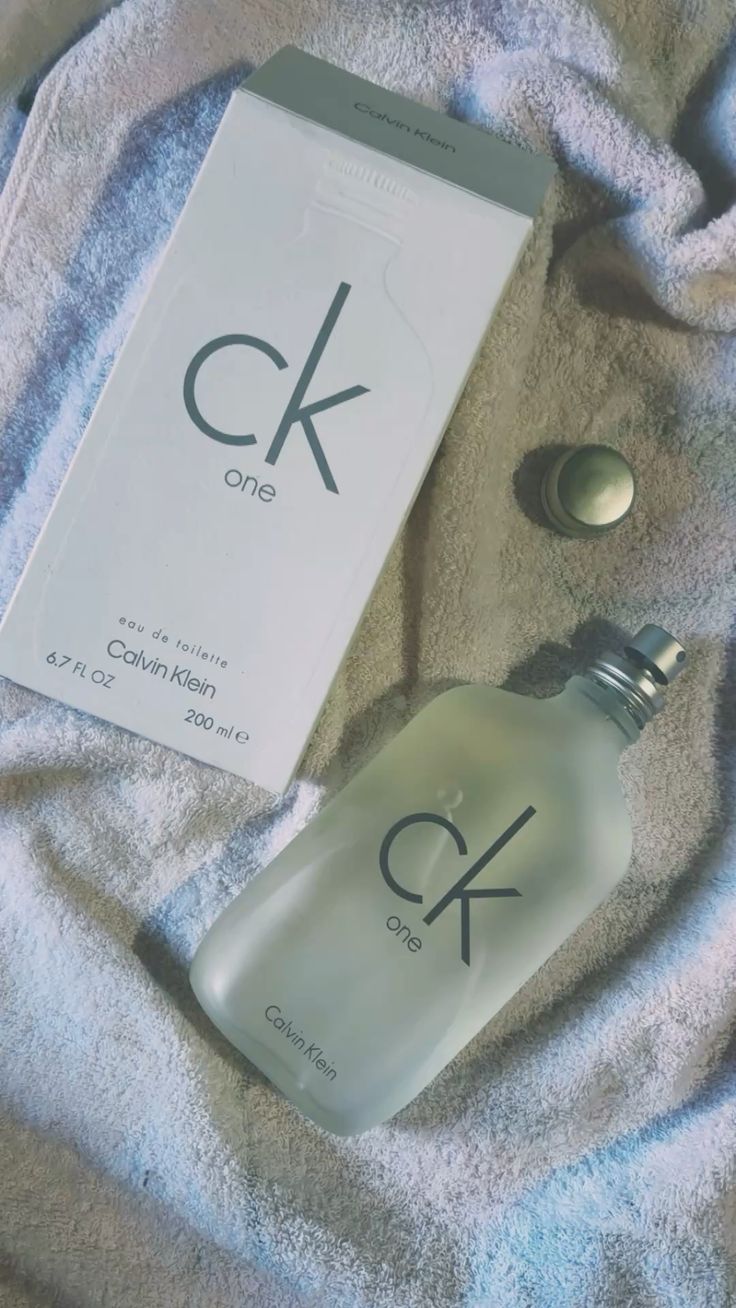 Calvin Klein CK One Eau de Toilette – 100 ml